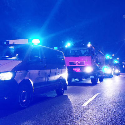 Ein Fahrzeugkonvoi mit Einsatzkrften von Feuerwehren aus dem Landkreis Oder-Spree, dem Landkreis Mrkisch-Oderland und aus der kreisfreien Stadt Frankfurt (Oder) ist am Donnerstag (5. August 2021) in die Hochwasserregion in Rheinland-Pfalz aufgebrochen.
