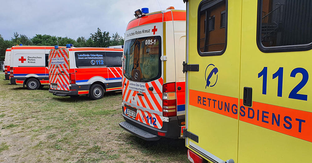 Einsatzfahrzeuge auf dem Gel&auml;nde des Feuerwehr- und Katastrophenschutz-Technischen Zentrums in F&uuml;rstenwalde.
